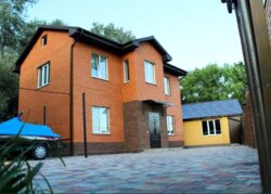 Продаж двоповерхового будинку 110м² + гостьовий будинок! р-н Лука фото 9 Продаж двоповерхового будинку 110м² + гостьовий будинок! р-н Лука фото 9