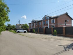 Продаж двоповерхового таунхаусу в р-ні Ганнівка фото 1 Продаж двоповерхового таунхаусу в р-ні Ганнівка фото 1