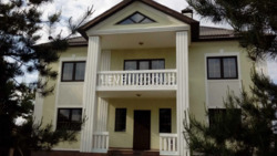 Будинок з ремонтом в Іванковичах - 16 соток фото 1 Будинок з ремонтом в Іванковичах - 16 соток фото 1