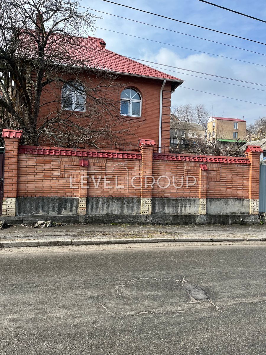    ,  , .  ѳ (), 72  1