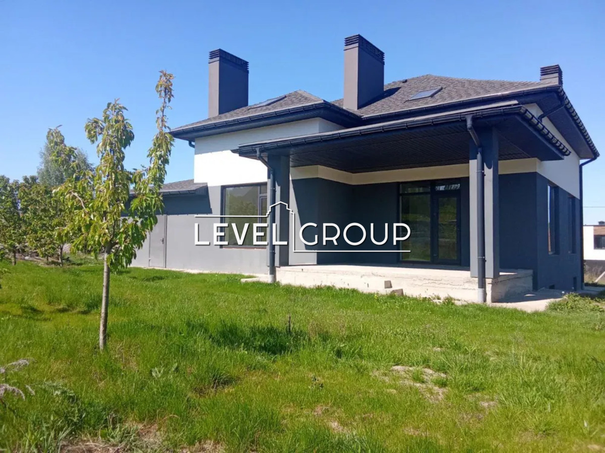 �������� ������� 2 ������� 300�2 �� 500 �.�.��.�. �������, ������, �����. ���� 1