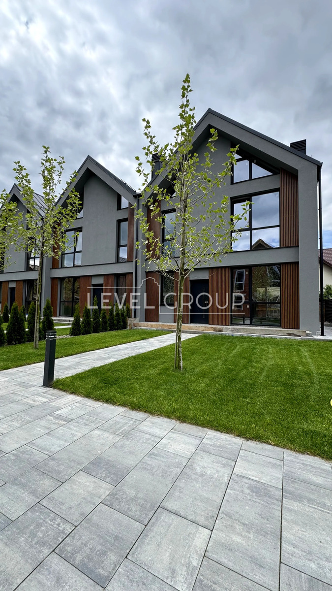 ����, ��������� Legend Town, ������ ������ ������, 15 ���� 1