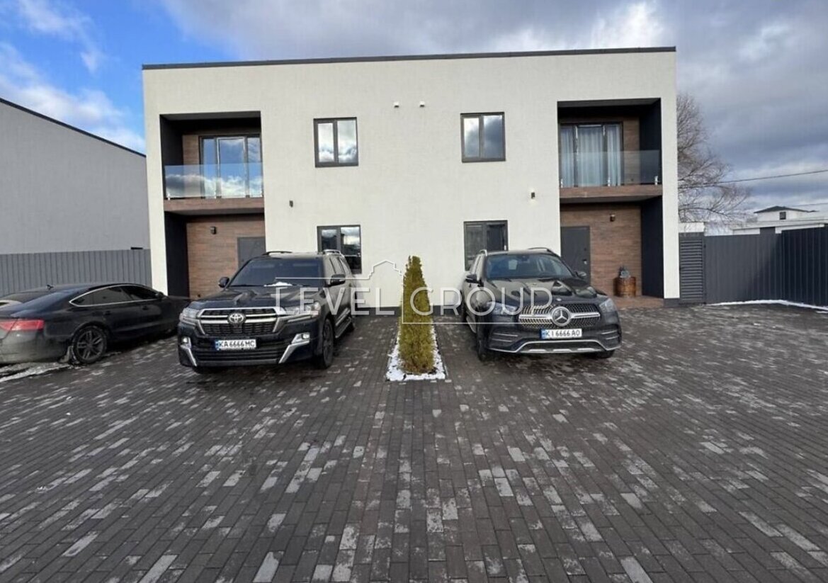 Київ, Осокорки, вул. Святищенська, КМ Осокор фото 1 Київ, Осокорки, вул. Святищенська, КМ Осокор фото 1