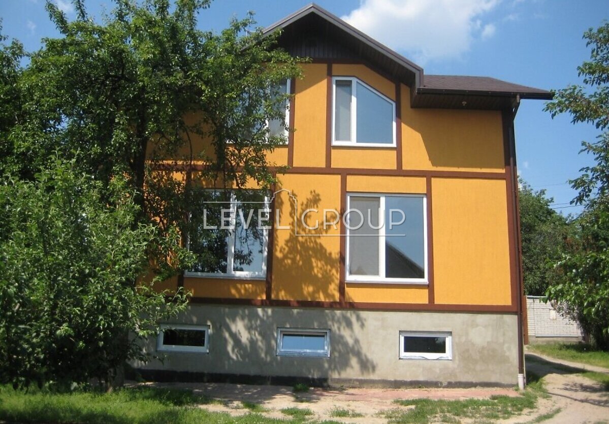 ������ 2 ����������� ������� � ������� �� 18 �����, 250 ��. �, 9 �����, �� ���. ����� ������������ 23 ���� 1