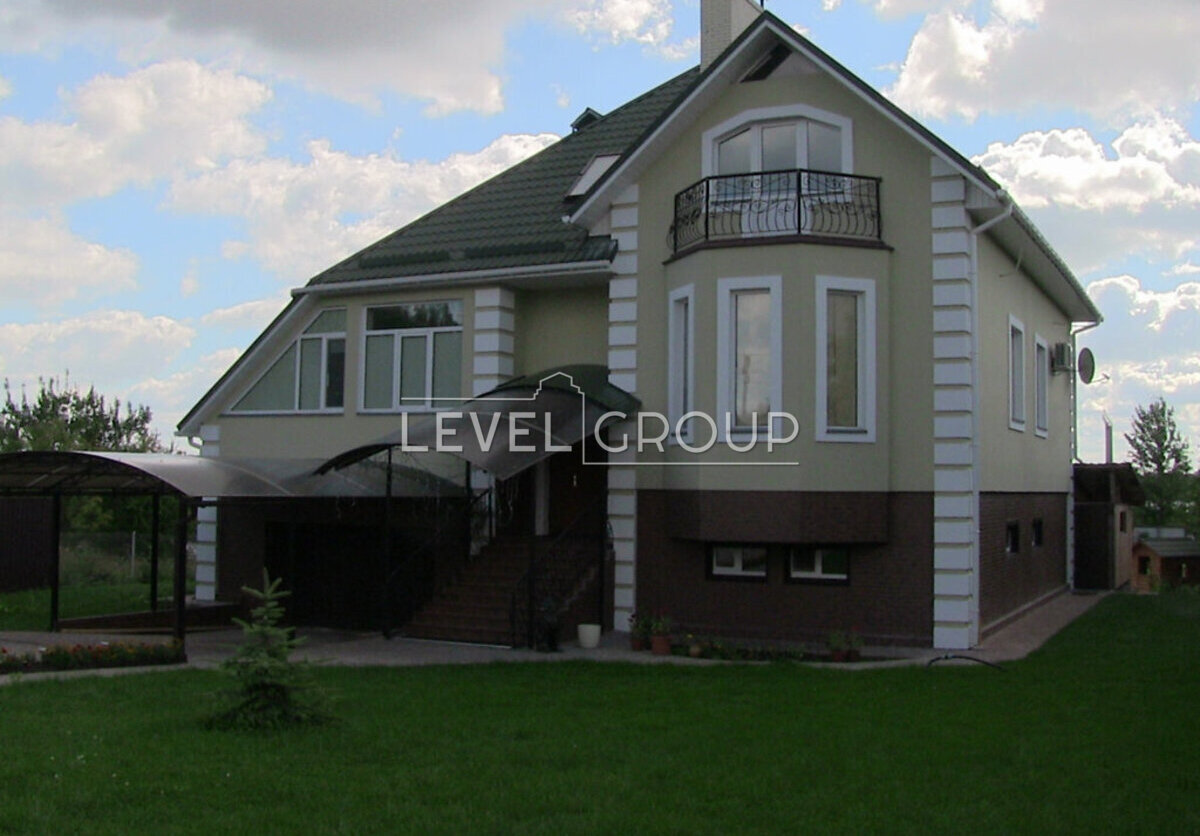 ������ ������� � ��������, ���. ����������, 147, ���� '������'�' �� 800�. ���� 1