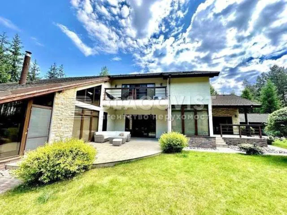 ������ ������� 335�.��.(+���������) � ��������, �. ������, ����������� �-�, ������� 0,43��. ����� �������� ��� ���������. ���� 1