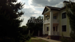 Будинок з ремонтом в Іванковичах - 16 соток фото 5 Будинок з ремонтом в Іванковичах - 16 соток фото 5