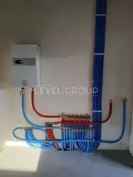 ����� 2 ���������� ������� � �������, ������ 8 �����. ���� 21