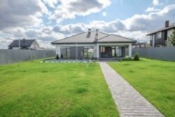 Будинок біля озера в КМ Межиріччя фото 4 Будинок біля озера в КМ Межиріччя фото 4