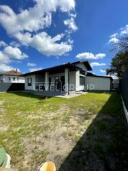 с.Підгірці - 1поверховий будинок (126 кв) та гараж 28 кв ( загальна площа 154кв).Ділянка 10 соток. фото 5 с.Підгірці - 1поверховий будинок (126 кв) та гараж 28 кв ( загальна площа 154кв).Ділянка 10 соток. фото 5