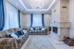 Продаж будинку на осокорках вулиця 162-а Садова фото 1 Продаж будинку на осокорках вулиця 162-а Садова фото 1