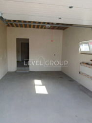 ����� 2 ���������� ������� � �������, ������ 8 �����. ���� 20