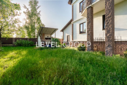 Продаж капітального будинку 380 м² у селі Креничі фото 3 Продаж капітального будинку 380 м² у селі Креничі фото 3