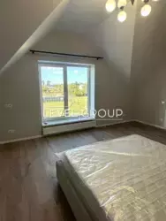   .  ,    32