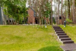   ' '   Riviera Villas  ,  3