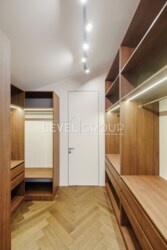 Продаж будинку за ексклюзивним дизайнерським проектом з генератором Осокорки, Вишеньки 210м2 фото 13 Продаж будинку за ексклюзивним дизайнерським проектом з генератором Осокорки, Вишеньки 210м2 фото 13