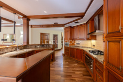                    -   Riviera Village (Villas), г' ³,  4
