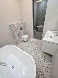 У селі Лісники, в престижній преміальній локації, пропонується на продаж чудовий будинок з ділянкою фото 12 У селі Лісники, в престижній преміальній локації, пропонується на продаж чудовий будинок з ділянкою фото 12