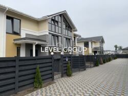 Продаж Будинку, дуплекс біля метро Теремки. фото 1 Продаж Будинку, дуплекс біля метро Теремки. фото 1