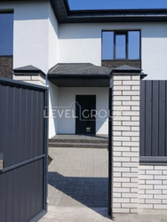 ����� 2 ���������� ������� � �������, ������ 8 �����. ���� 9