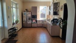 ������ ��������� ������� 182 �2 � ��������, ��������, ������� �� �������� � ���������� ������ ���� 9