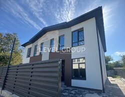 ������ 2 ����������� �������� � ������� �� 3 �����, 150 �2, 4 ������, �� ���. 54-� ������ ���� 1