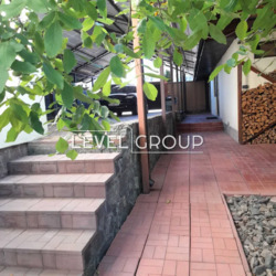 ������� 220 ��.�., 17,2 �����, ���������, ���. ����������� ���� 20