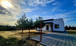 Продаж будинку в містечку біля заповідної зони та Києва. Краща ціна! фото 1 Продаж будинку в містечку біля заповідної зони та Києва. Краща ціна! фото 1