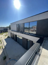 Продаж нового будинку в містечку в Кончі-Заспі в містечку з виходом на річку Козинка. фото 3 Продаж нового будинку в містечку в Кончі-Заспі в містечку з виходом на річку Козинка. фото 3