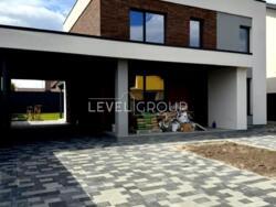 ������ �������(150�2) ����� � Osocor Residence ���� 1