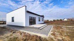 Продаж будинку в містечку біля заповідної зони та Києва. Краща ціна! фото 2 Продаж будинку в містечку біля заповідної зони та Києва. Краща ціна! фото 2