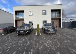 Київ, Осокорки, вул. Святищенська, КМ Осокор фото 1 Київ, Осокорки, вул. Святищенська, КМ Осокор фото 1