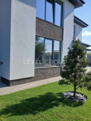 ����� 2 ���������� ������� � �������, ������ 8 �����. ���� 6