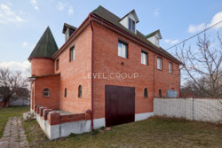 Продаж 2-х поверхового будинку з територією 6,5 соток фото 1 Продаж 2-х поверхового будинку з територією 6,5 соток фото 1