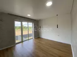     ! !  8