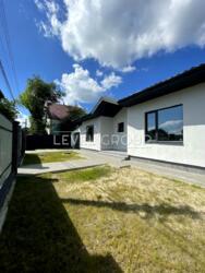 с.Підгірці - 1поверховий будинок (126 кв) та гараж 28 кв ( загальна площа 154кв).Ділянка 10 соток. фото 13 с.Підгірці - 1поверховий будинок (126 кв) та гараж 28 кв ( загальна площа 154кв).Ділянка 10 соток. фото 13