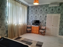 ������ �������� ������� $420ext{ �}^2$ � �������� �� ������ � �. ��������� (13 �� �� ����) ���� 10