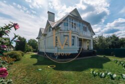 ������� 230�2 � �. ��� �������, 10�� �� �.��� ���� 15