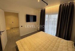 Київ, Осокорки, вул. Святищенська, КМ Осокор фото 5 Київ, Осокорки, вул. Святищенська, КМ Осокор фото 5