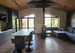    , . , ,   BARNHAUS  2024 .  32