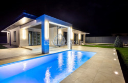 ������ ������� � ��� ����, ������������� �����, �������, 44 ���� 15