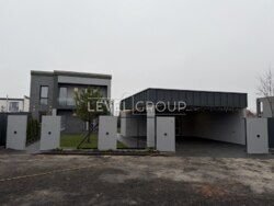      1772  .  Osocor residence, .  2