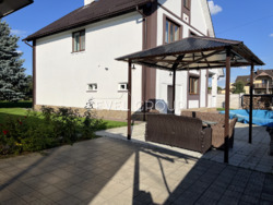  2        11 , 230 . , 5   22