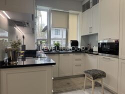 Пропонується до продажу комфортний будинок у тихому та зеленому місці Бортничі, вул. Абрикосова, Київ, Дарницький район. фото 4 Пропонується до продажу комфортний будинок у тихому та зеленому місці Бортничі, вул. Абрикосова, Київ, Дарницький район. фото 4