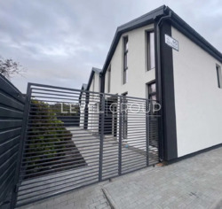 Продаж танхаусу за адресою Садова 40 фото 1 Продаж танхаусу за адресою Садова 40 фото 1