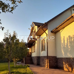 ������� 220 ��.�., 17,2 �����, ���������, ���. ����������� ���� 8