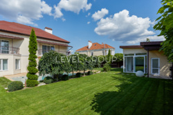           'Grand Villas.  1