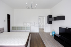           'Grand Villas.  28