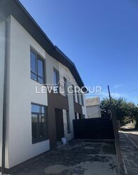 ������ 2 ����������� �������� � ������� �� 3 �����, 150 �2, 4 ������, �� ���. 54-� ������ ���� 7