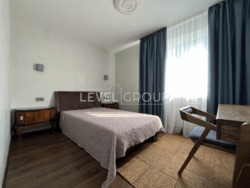  2        11 , 230 . , 5   13